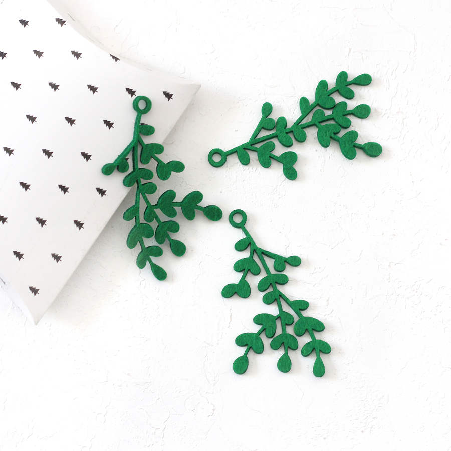 Felt ornament, green flower / 3 pcs - 2