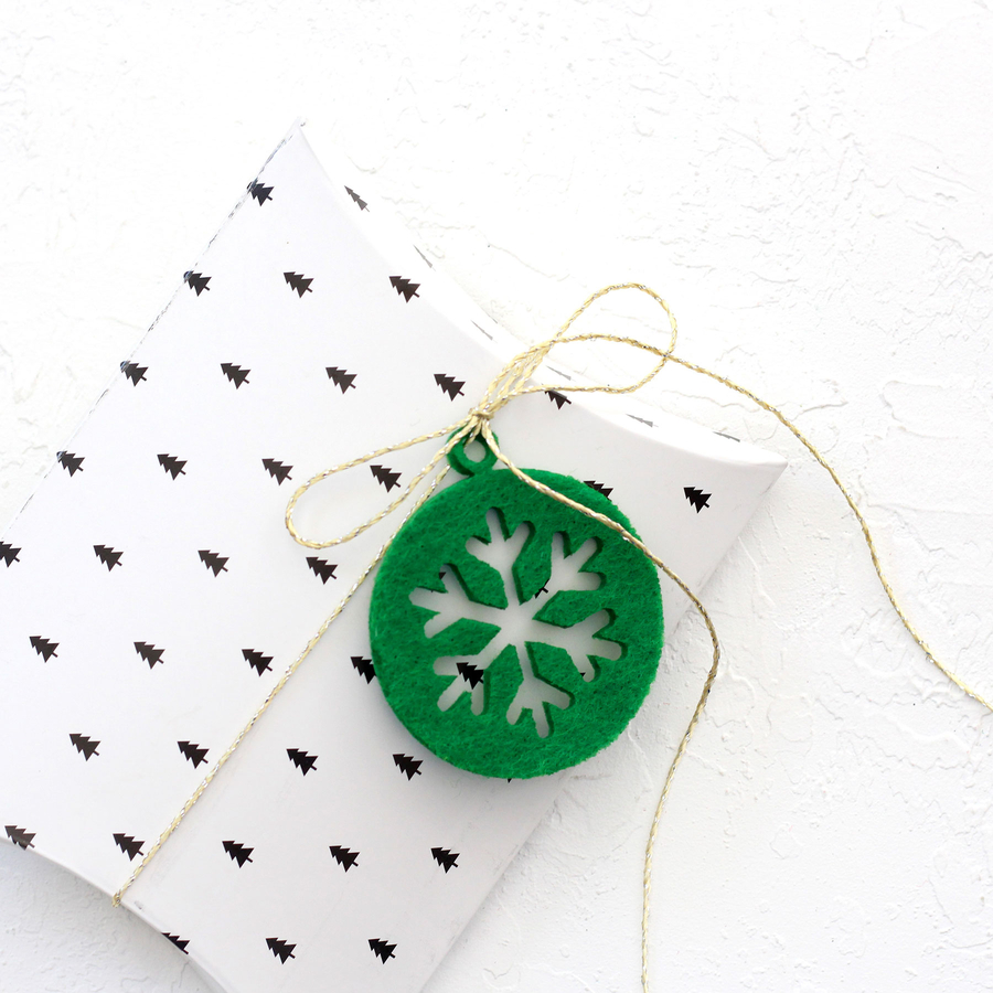 Felt ornament, snow / 3 pcs (Green) - 1