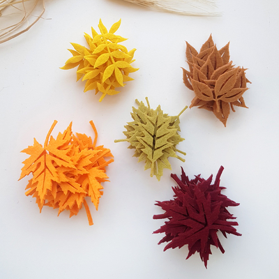 Felt autumn leaves, light brown / 10 pcs - 2