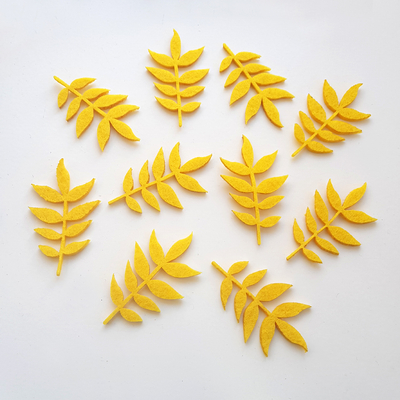 Felt autumn leaves, yellow / 10 pcs - 1