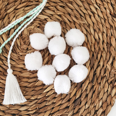 White wool pompom, 2.5 cm / 100 pcs - 1