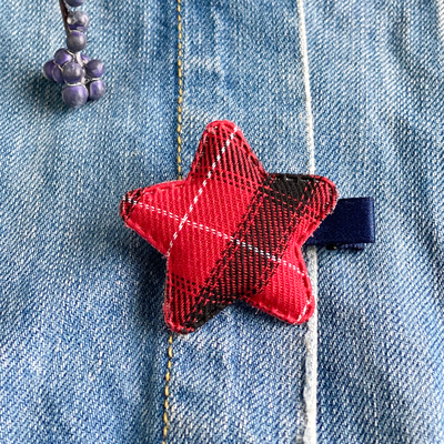 Plaid star clip buckle, striped - 1