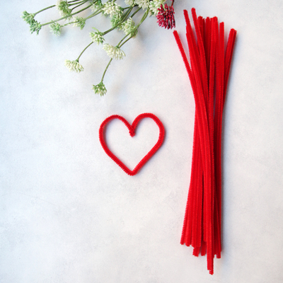 Wire chenille with red feathers, 30 cm / 20 pcs - 1