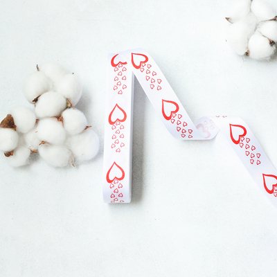 White grosgrain ribbon with red hearts, 25mm / 10 metres - 1