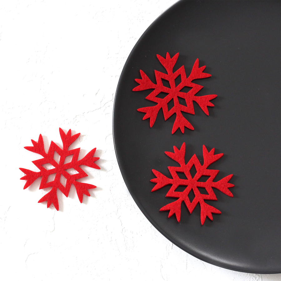 Felt motif, red snowflake / 3 pcs - 1