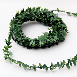 Decorative wired leaf ribbon, 7 metres artificial crown ivy - 2