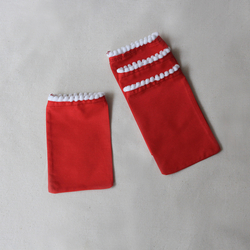 Red fabric pouch with pompom edge, 10x15 cm / 10 pcs - 2