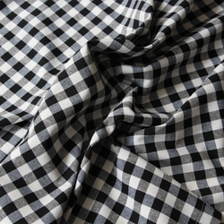 Black and white checkered tablecloth / 100x100 cm - 2