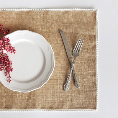 Jute placemat with pompom, 35x48 cm / 2 pcs - 1