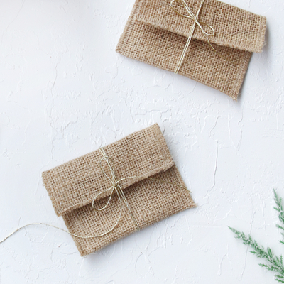 Small jute envelope, 7x10 cm / 10 pcs - 2