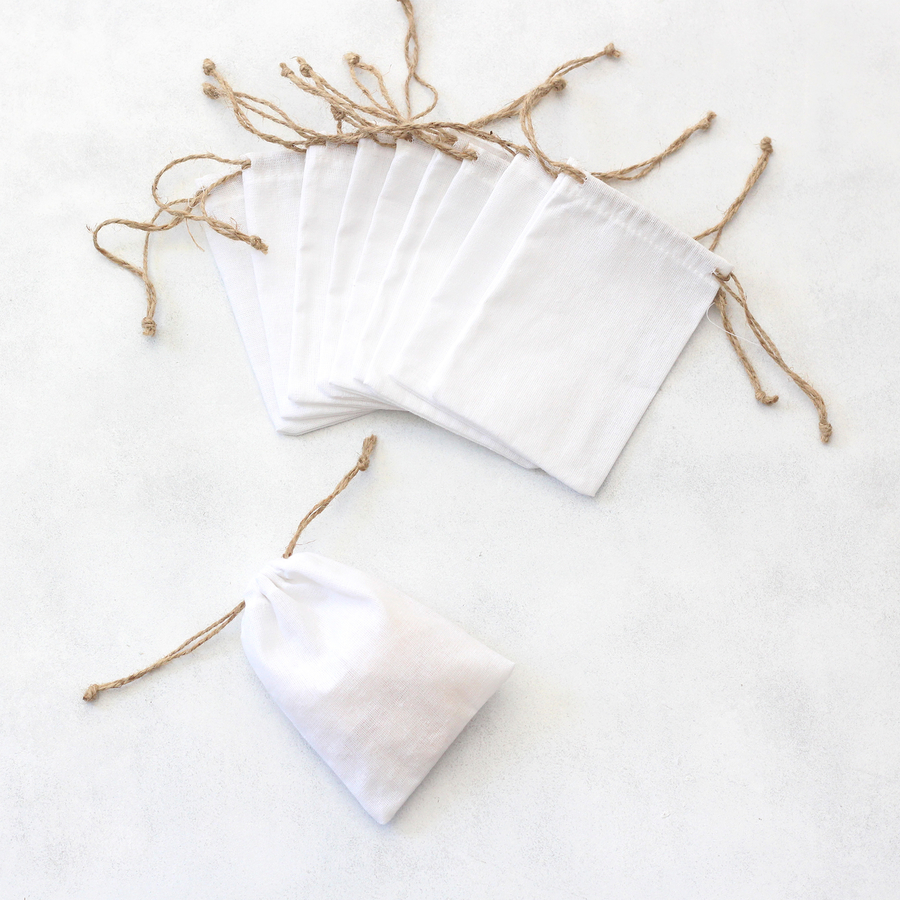 White raw cloth pouch with drawstring, 9x12 cm / 10 pcs - 2