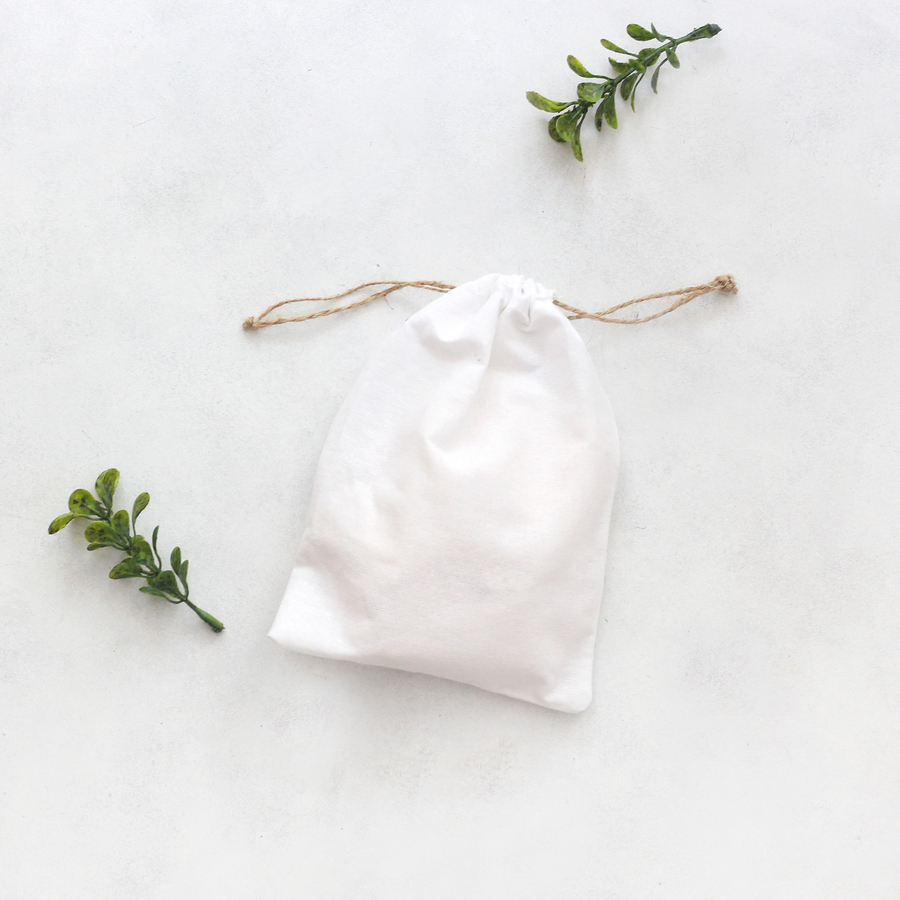 White raw cloth pouch with drawstring, 13x18 cm / 10 pcs - 1