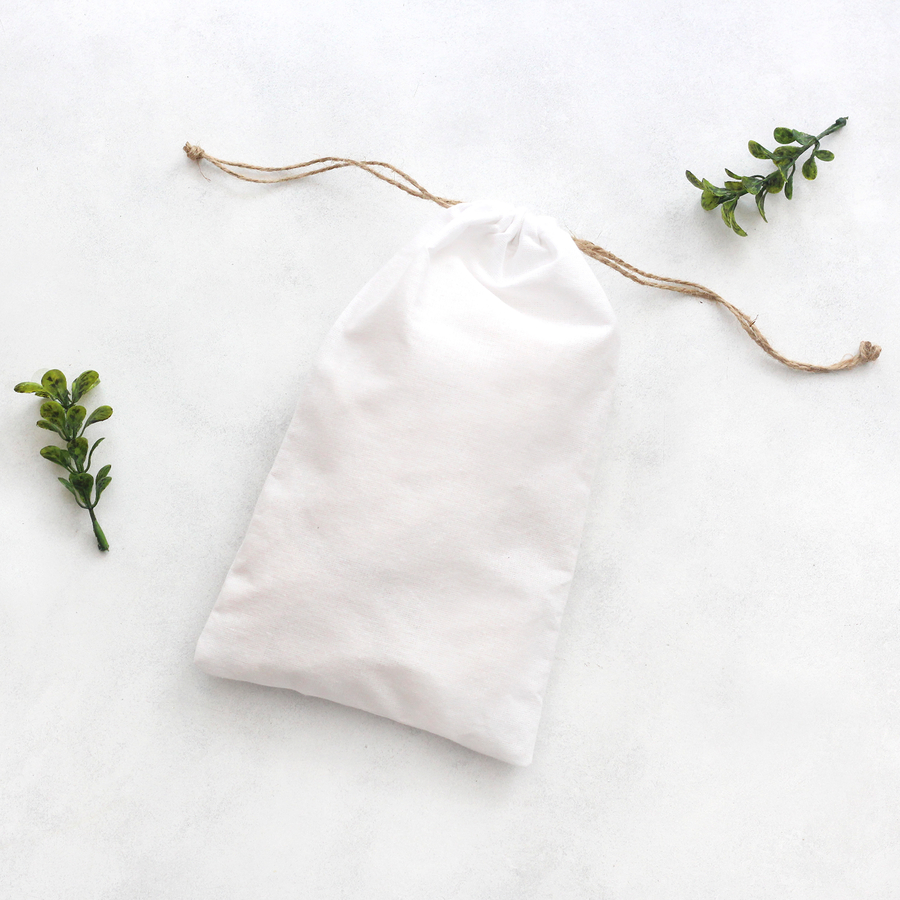 White raw cloth pouch with drawstring, 15x25 cm / 10 pcs - 1