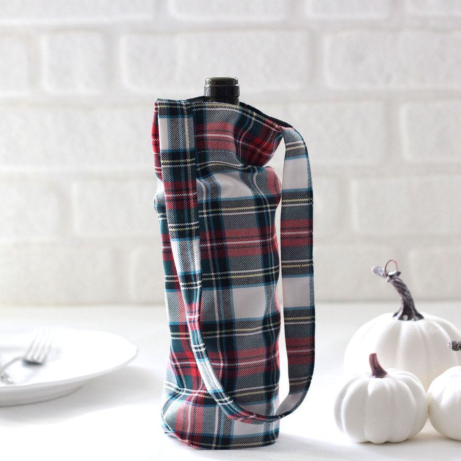 Red-green-white tartan wine bottle bag, 14x34 cm - 1