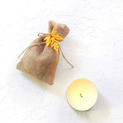 Jute pouch with felt leaf tassels, 10x15 cm / Orange (5 pcs) - 4