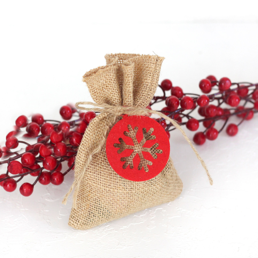 Round felt snowflake decorated flat jute pouch, 10x15 cm / Red (5 pcs) - 1