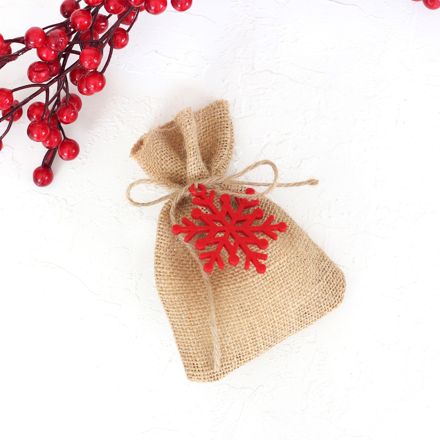 Felt snowflake decorated flat jute pouch, 10x15 cm / Red (5 pcs) - 4