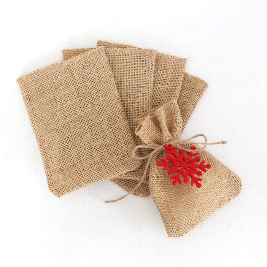 Felt snowflake decorated flat jute pouch, 10x15 cm / Red (5 pcs) - 2