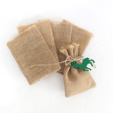 Tasselled jute pouch with felt deer, 10x15 cm / Green (5 pcs) - 2