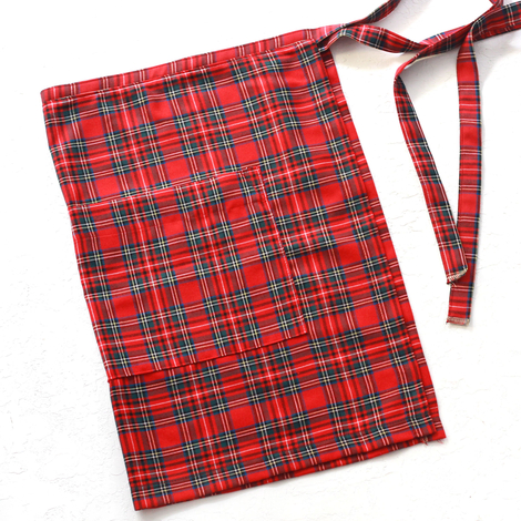 Red and green checked kitchen apron, 50x70 cm - 4