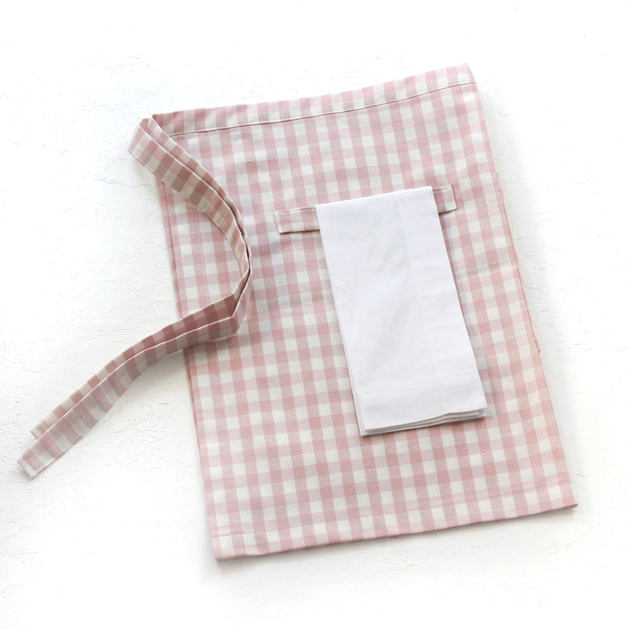 Powder color and white checkered kitchen apron, 50x70 cm - 2