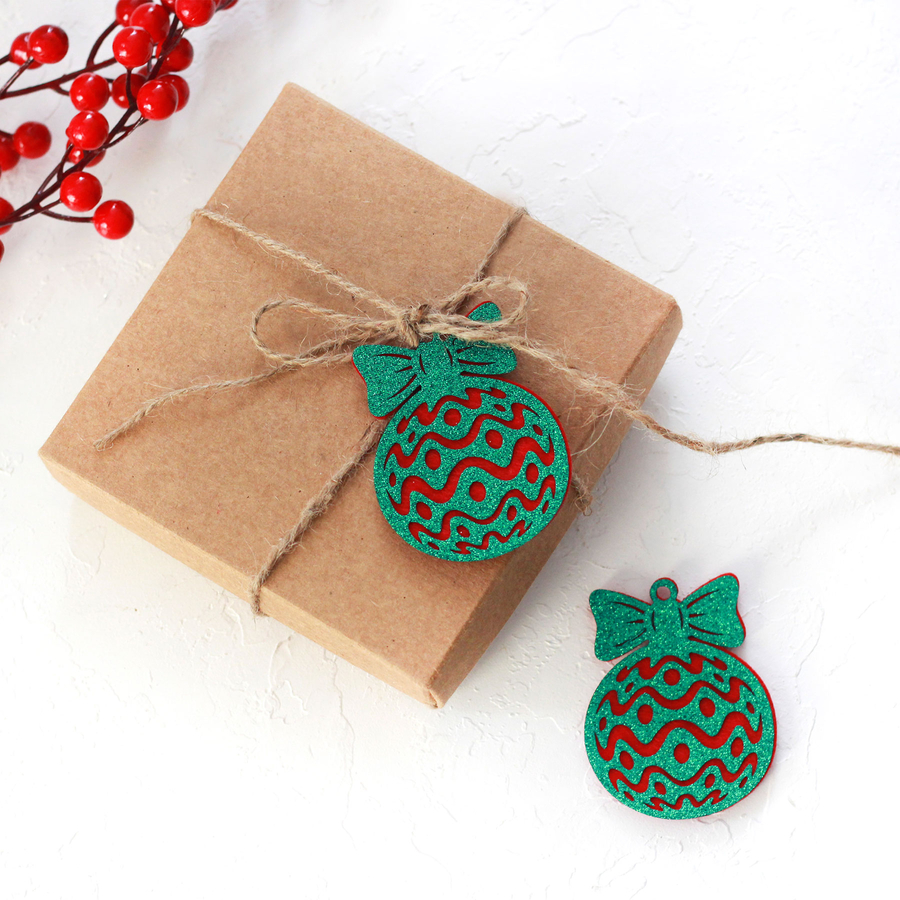 Felt ornament ball with green glitter on red, wave / 2 pcs - 2