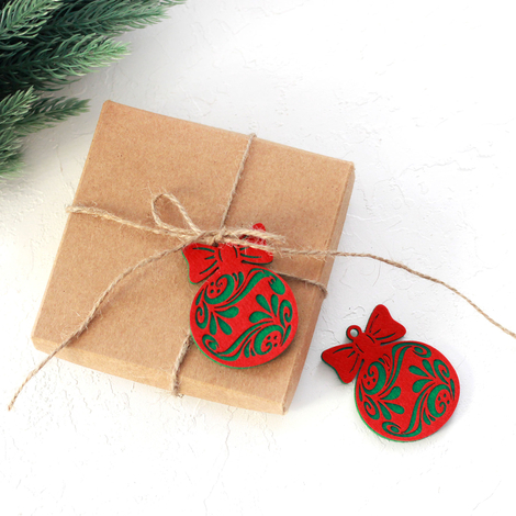 Green on red felt ornament ball, floral / 2 pcs - 2