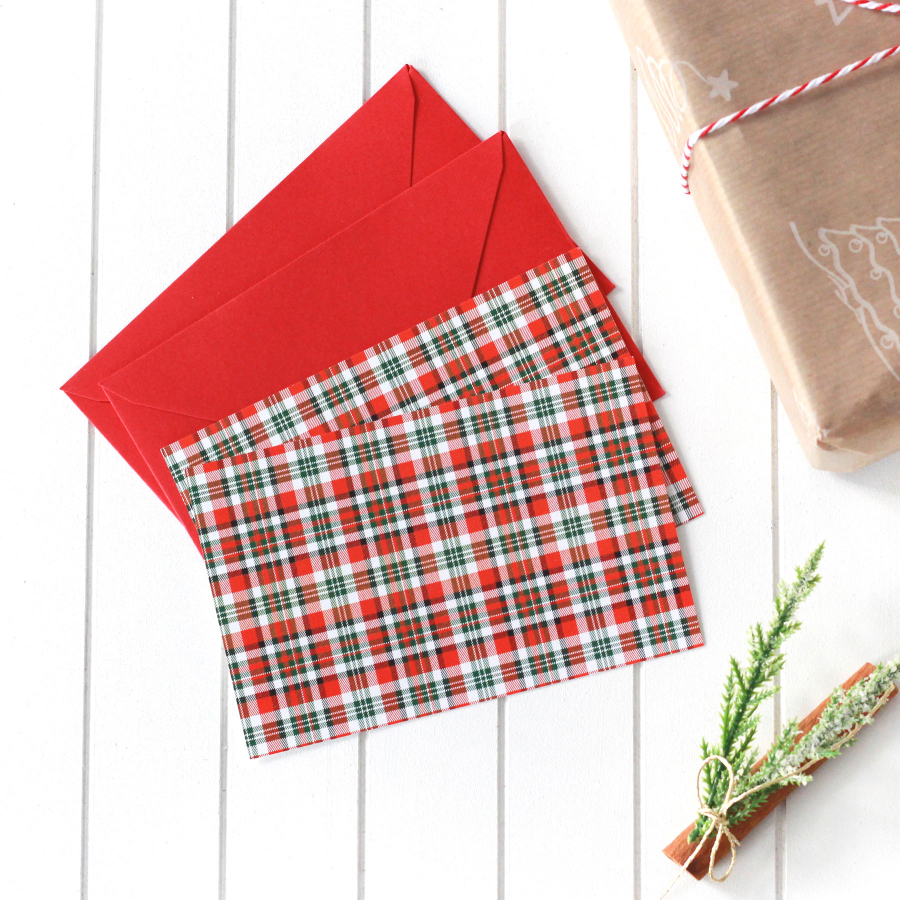 Christmas plaid patterned envelope card set, 2 pcs (Red) - 1