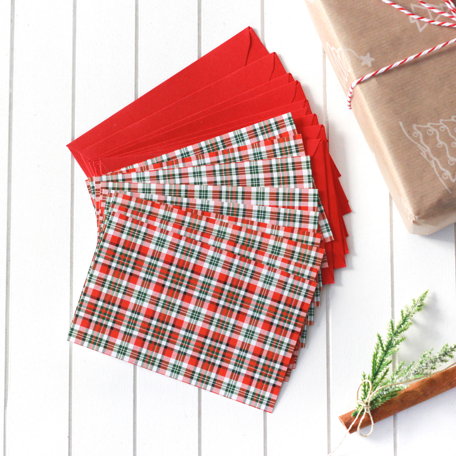 Christmas plaid patterned envelope card set, 12 pcs (Red) - 1