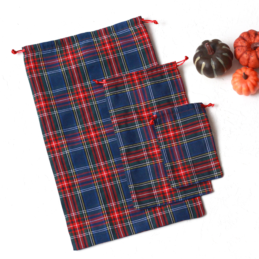 Navy blue plaid lace-up Christmas gift pouch, 25x40 cm / 2 pcs - 3