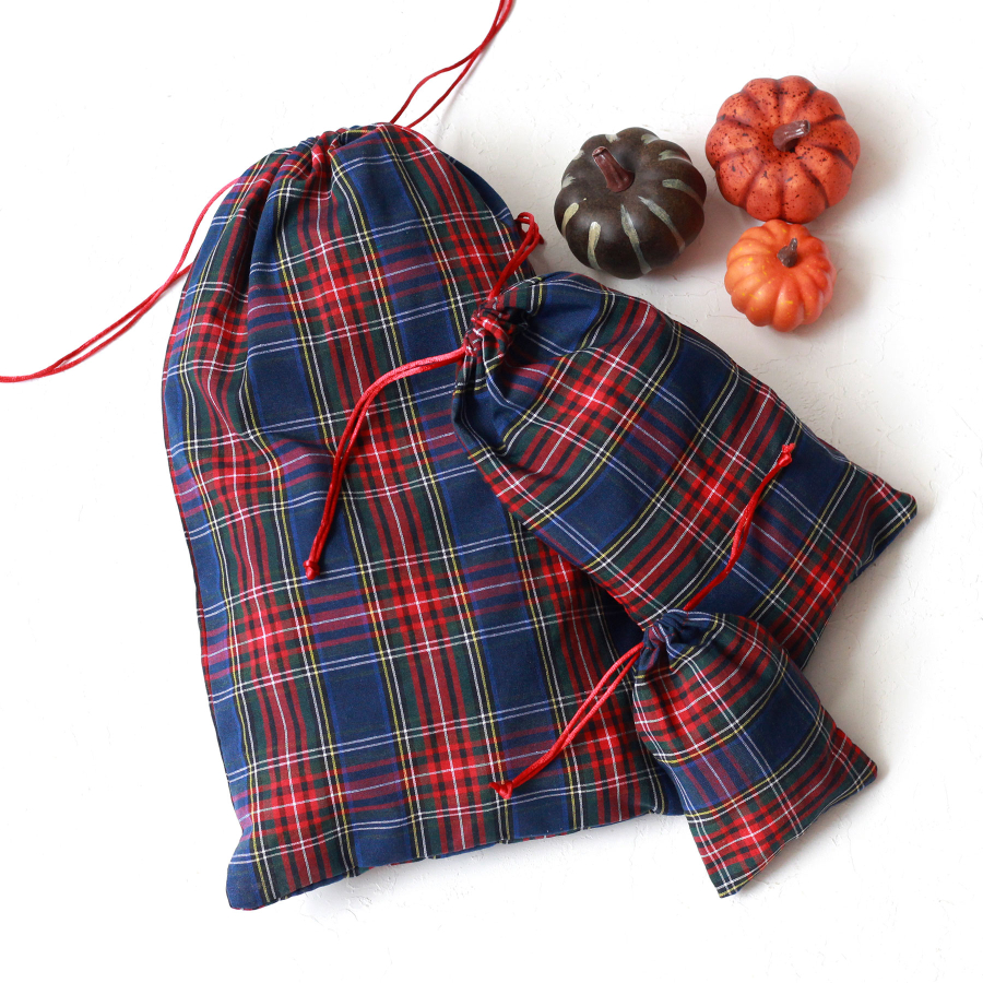 Navy blue plaid lace-up Christmas gift pouch, 25x40 cm / 2 pcs - 4