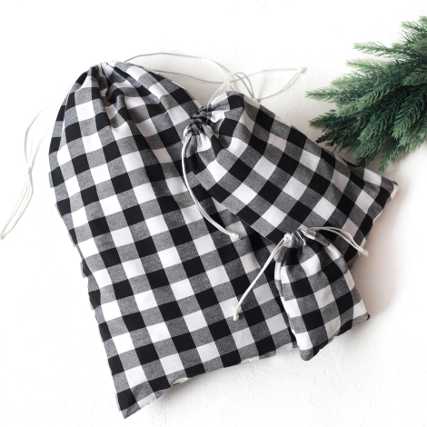 Christmas gift bag in black checked fabric with drawstring closure, 25x40 cm / 2 pcs - 3