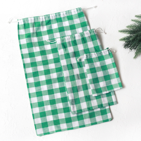 Christmas gift bag in green checked fabric with drawstring closure, 10x15 cm / 10 pcs - 4