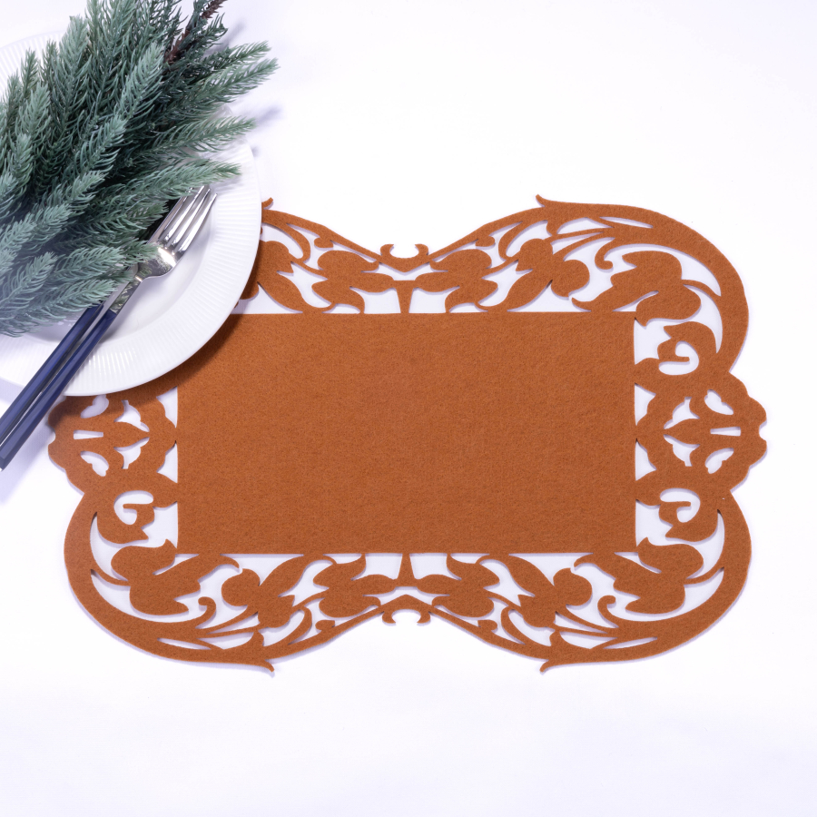 Cinnamon color felt placemat, flower - 27x44 cm / 1 piece - 1