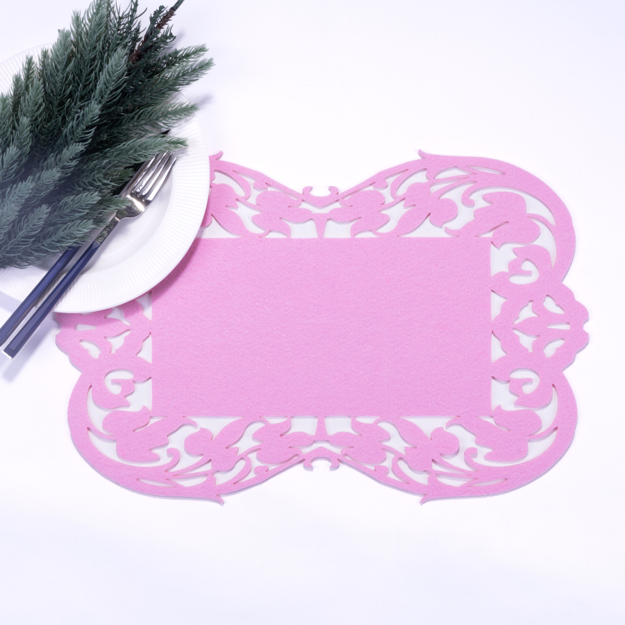 Light pink felt placemat, flower - 27x44 cm / 1 piece - 1