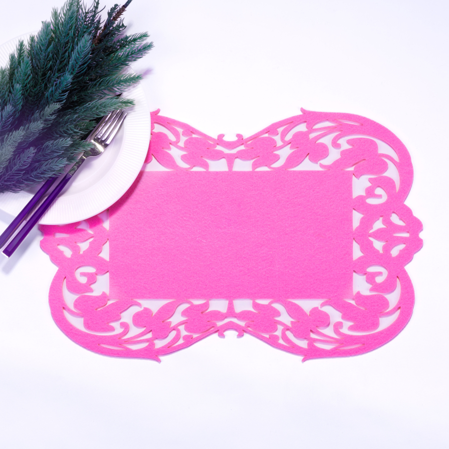 Pink felt placemat, flower - 27x44 cm / 1 piece - 1