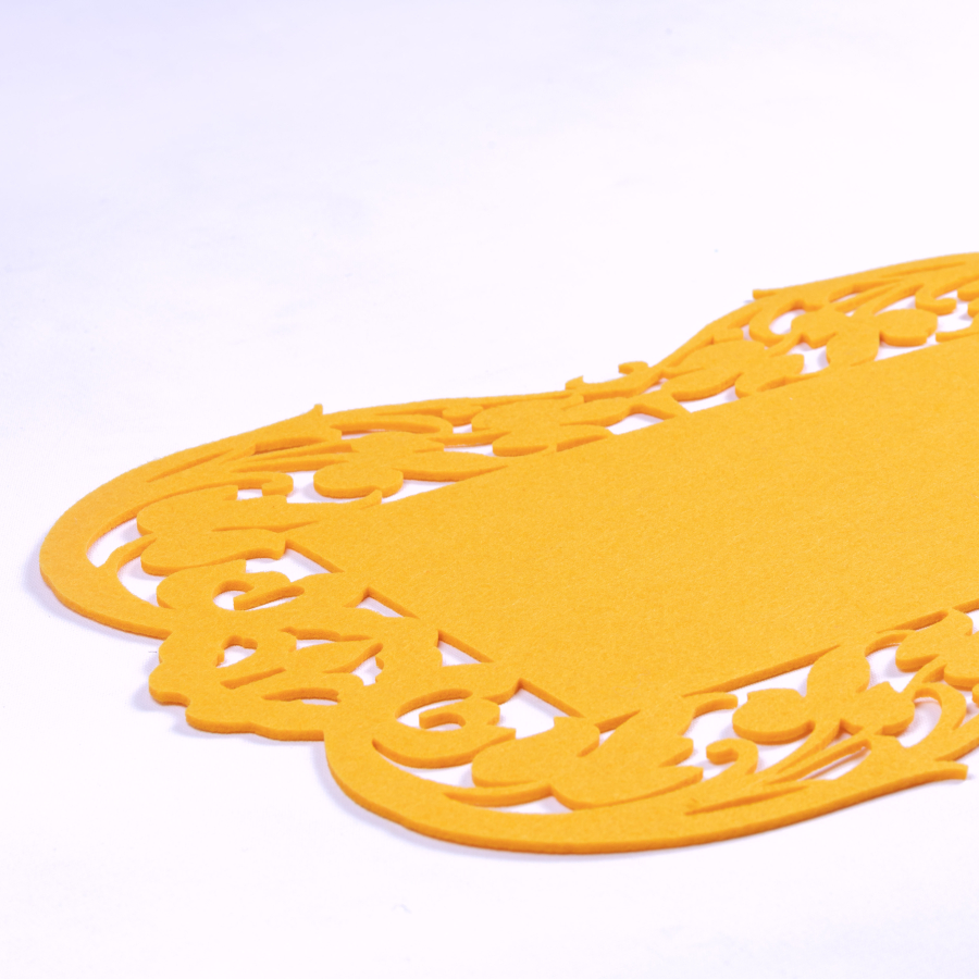 Orange felt placemat, flower - 27x44 cm / 1 piece - 2