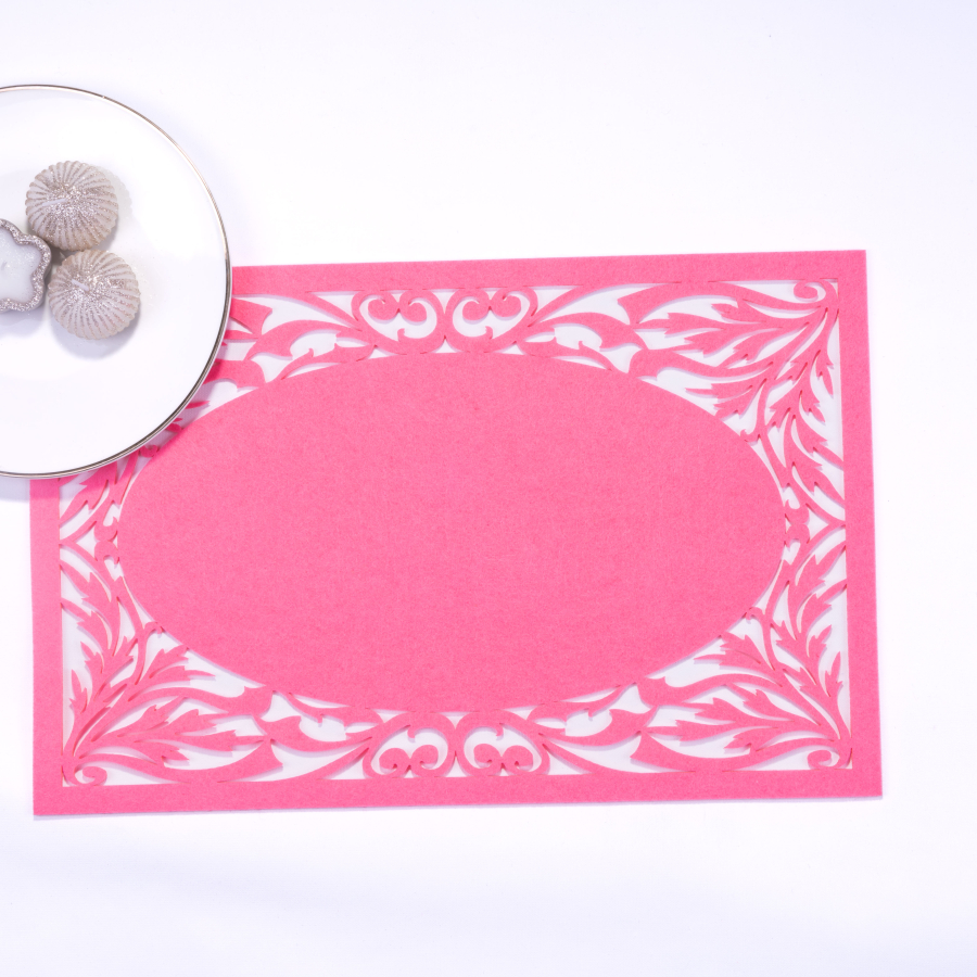 Dark pink felt placemat, branch - 29x45 cm / 1 piece - 1