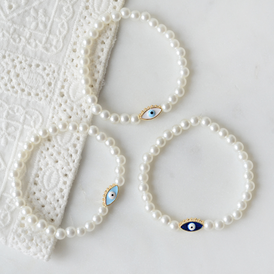 Pearl bracelet set with evil eye - 1