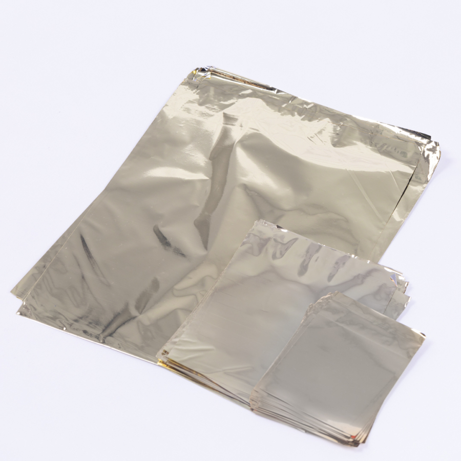 Metalised sachets 100 pcs, gold colour / 7x9 cm (1 piece) - 1