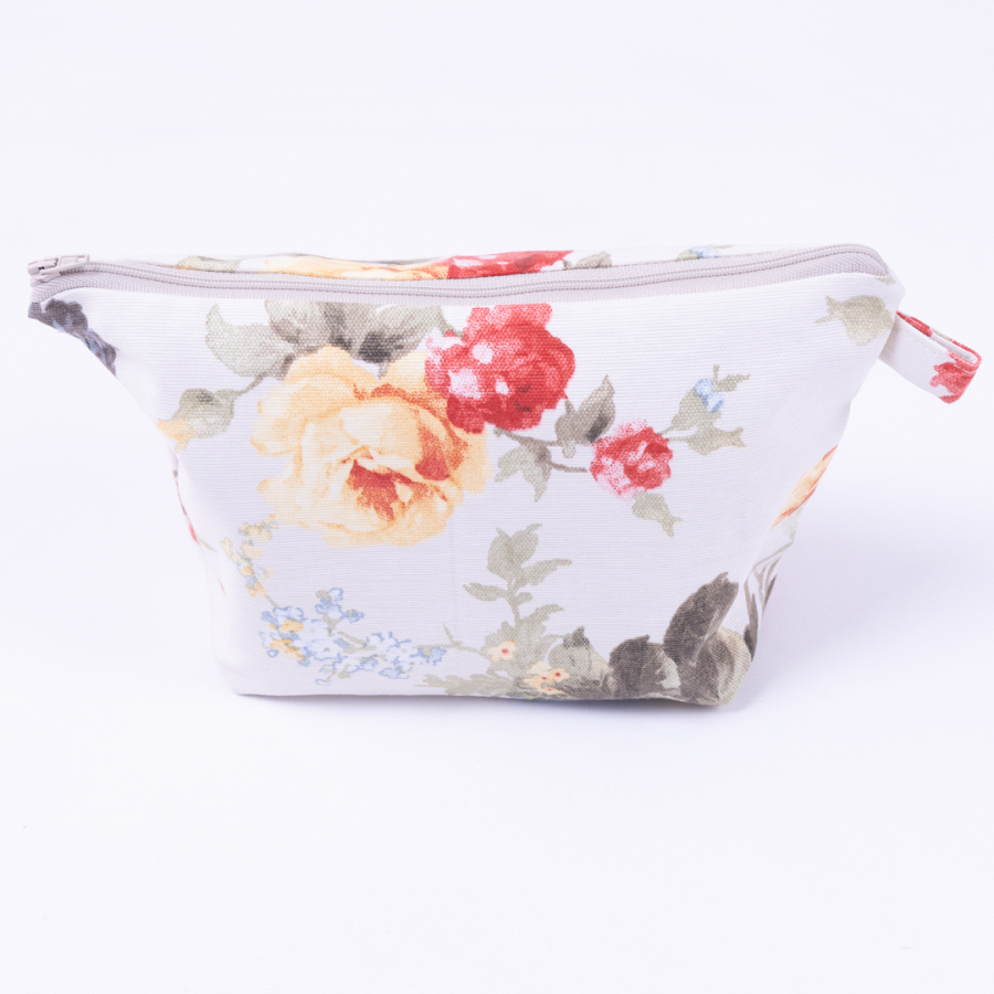 Orange floral print make-up bag in water and stain resistant Duck fabric - 1