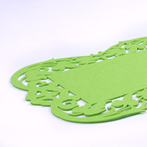 Light green felt Placemat - flower - 27x44 cm / 2 pcs - 2